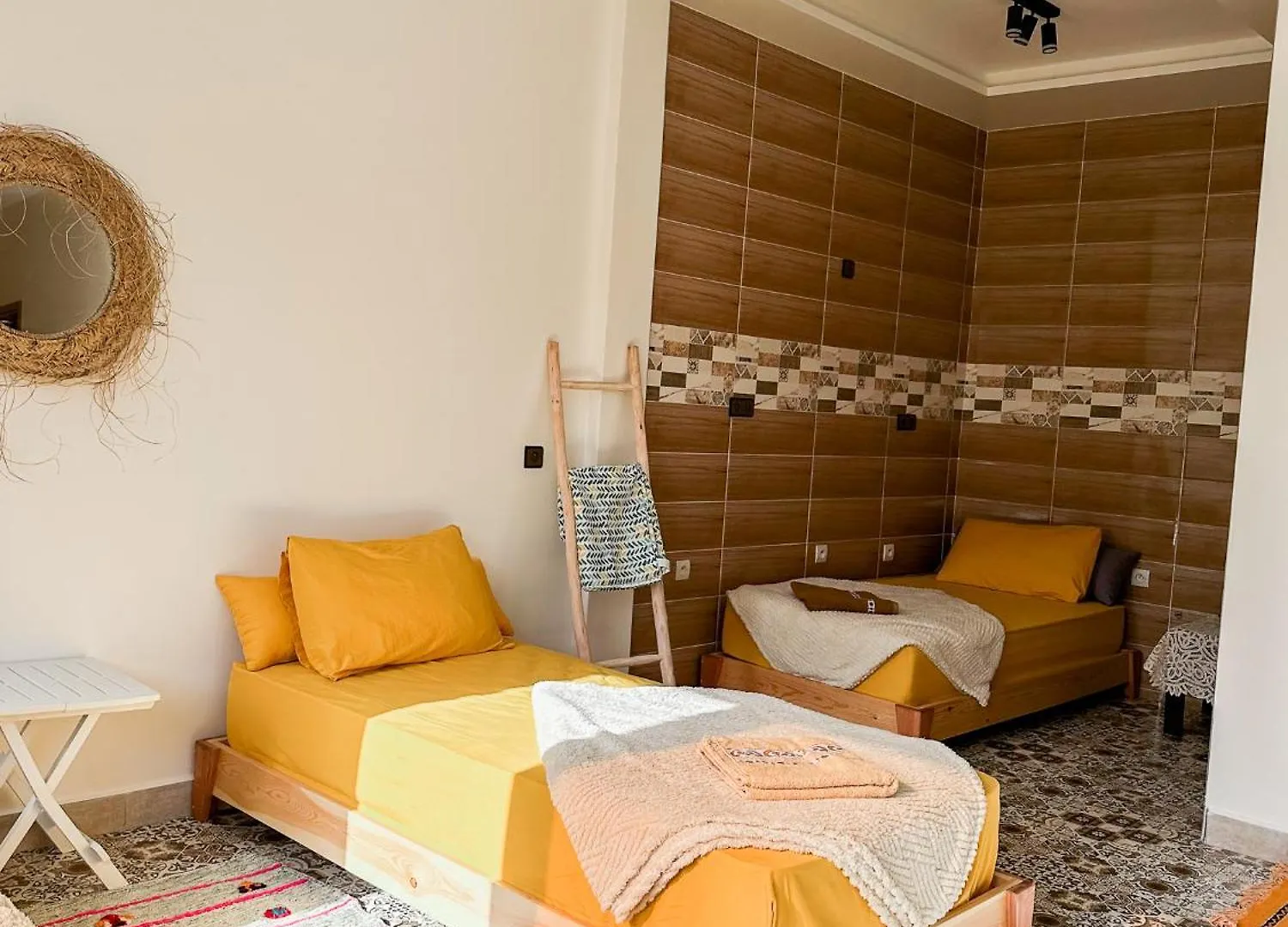 Hostel Surf Territory Shared Dorm Room Agadir Maroko